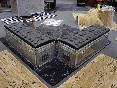 Case 2001-2002
Various dimensions
Flight cases, granite imitation laminate, castors
Unique
