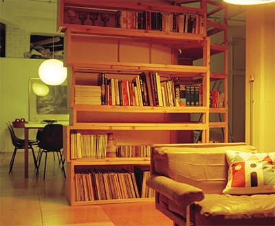 Bookcase 2001
Zirm wood (aromatic mountain pine), canvas, wallpaper 1600 x 2000 x 1900mm
