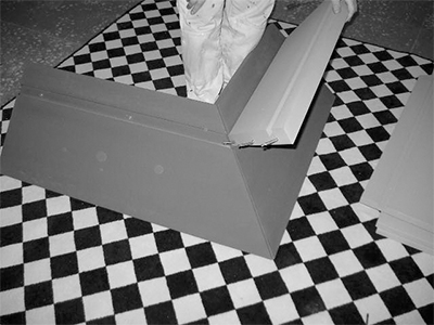 Magazine Corner 2001-2002
Mdf, velvet spray finish, fittings and screws
1100 x 1000 x 650mm