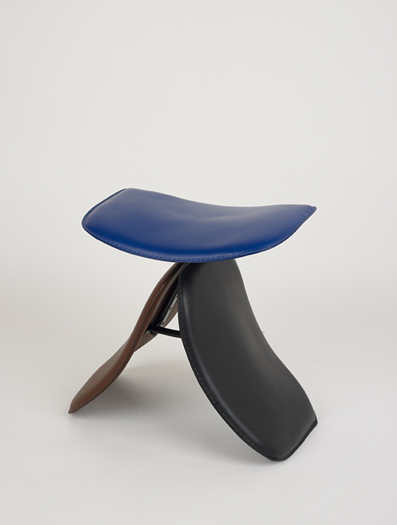 Sorry! Yanagi 2007 Found wooden chair elements
Seats are used from various reproduction
chairs and after named after the Butterfly
stool by Sori Yanagi