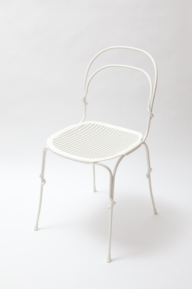 Vigna Chair 2010 
Frame in steel rod, cataphoretically-treated and painted in polyester powder. Seat made of polypropylene. Bi-injection moulded. 
420 x 490 x 840 mm
