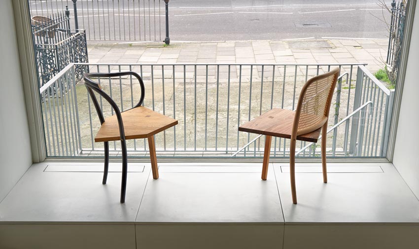 Edge of the Seat - The Artists Chair